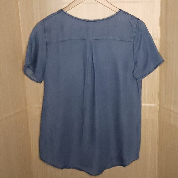 Est 1946 Blue Boho Embroidered Short Sleeve Rayon Blend Top Medium - Picture 2 of 6